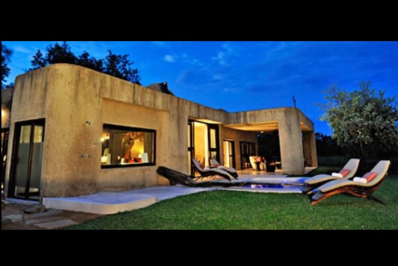 earth lodge exterior the luxury travel bible